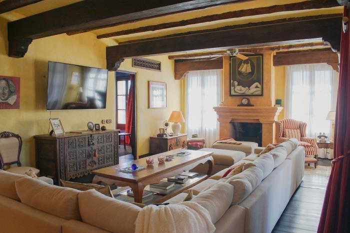 EXCLUSIVA VILLA 7 SECRETOS.